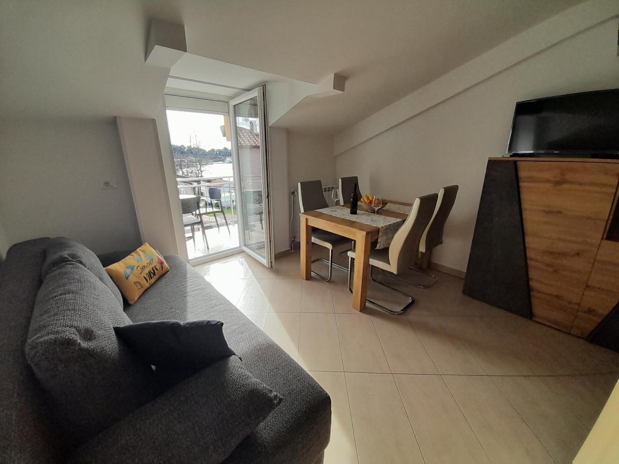 Apartman Voch Zambratija  Luaran gambar
