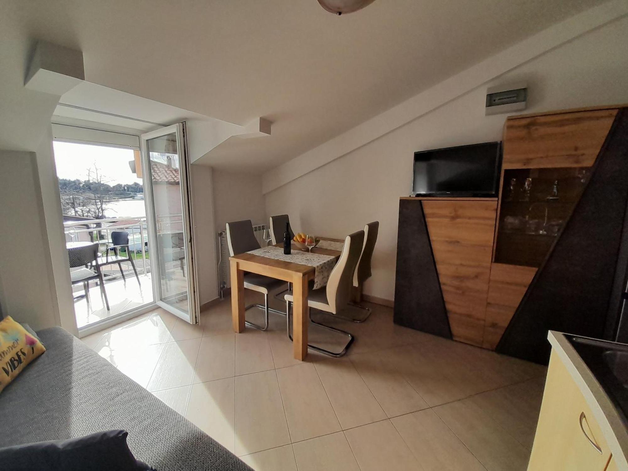 Apartman Voch Zambratija  Luaran gambar