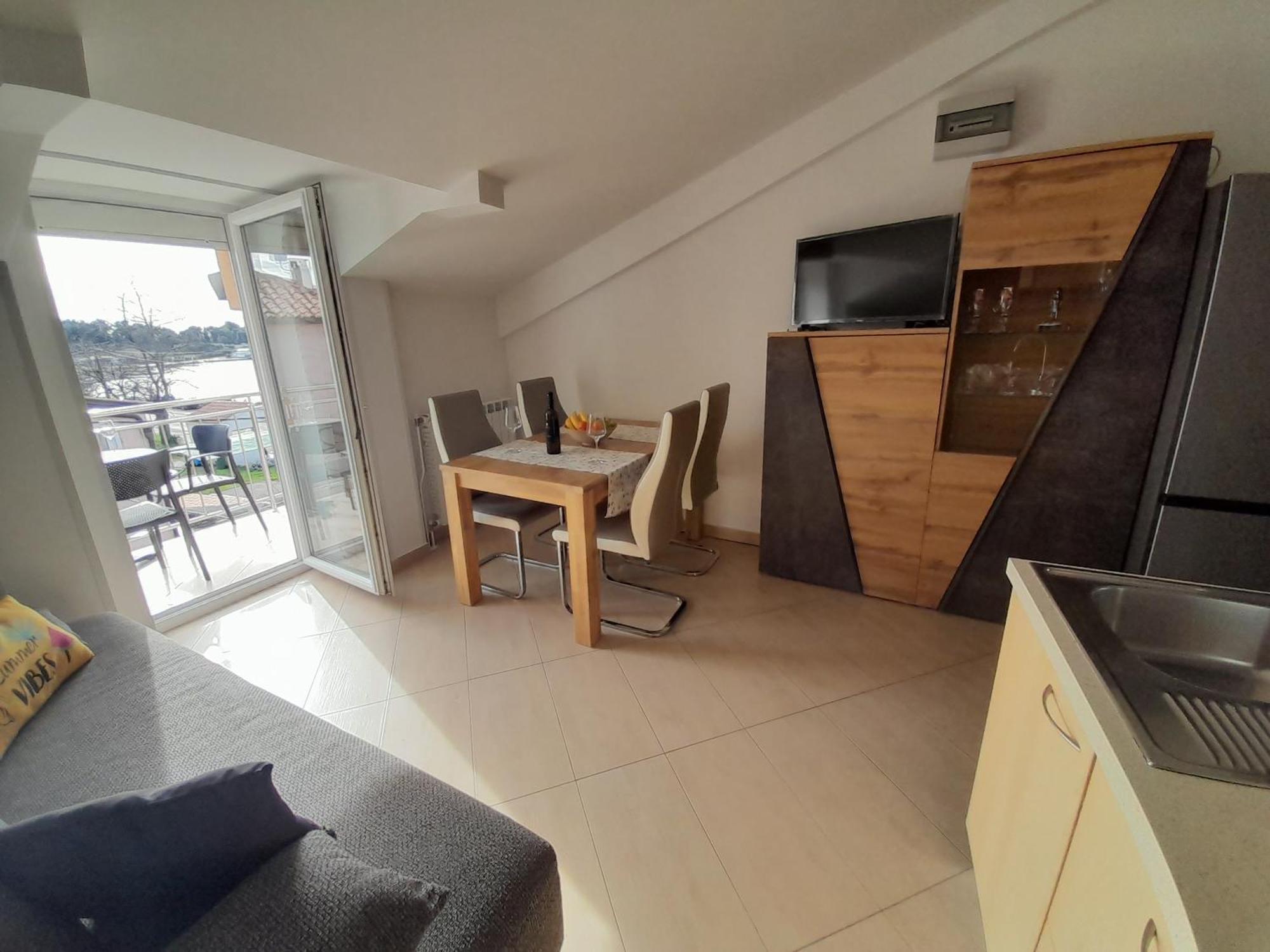 Apartman Voch Zambratija  Luaran gambar
