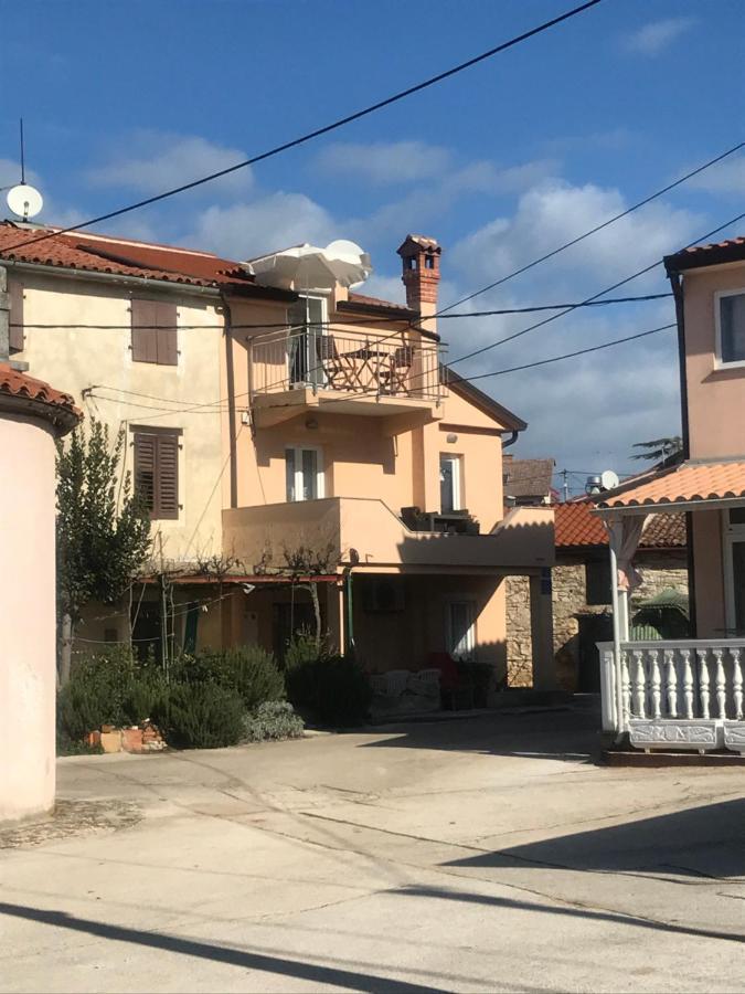 Apartman Voch Zambratija  Luaran gambar