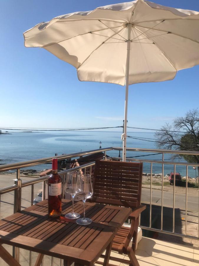 Apartman Voch Zambratija  Luaran gambar