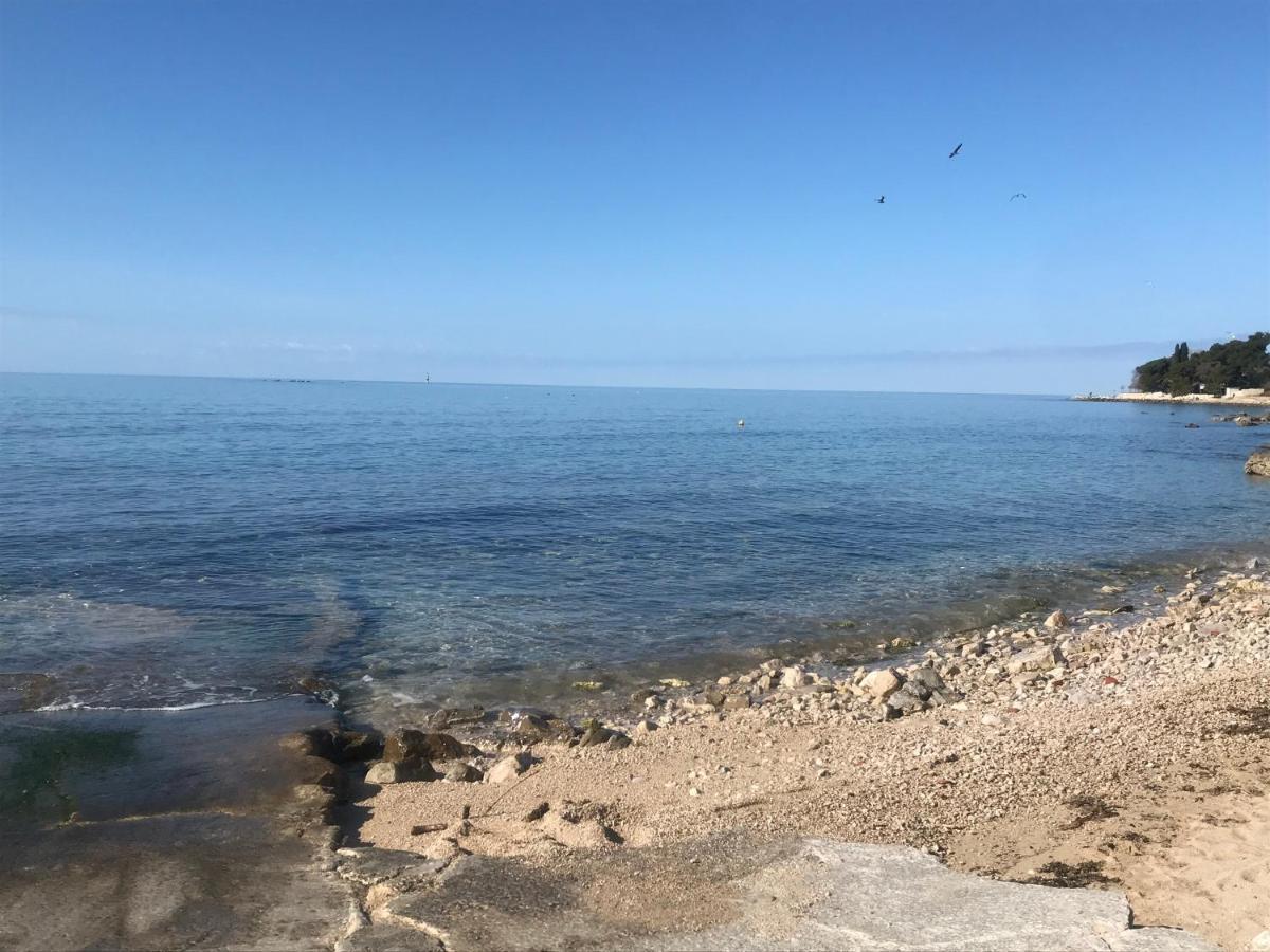 Apartman Voch Zambratija  Luaran gambar